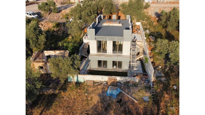 MUĞLA MİLAS'DA TİCARİ İMARLI EŞYALI VİLLA MUĞLA MİLAS'DA TİCARİ İMARLI EŞYALI VİLLA